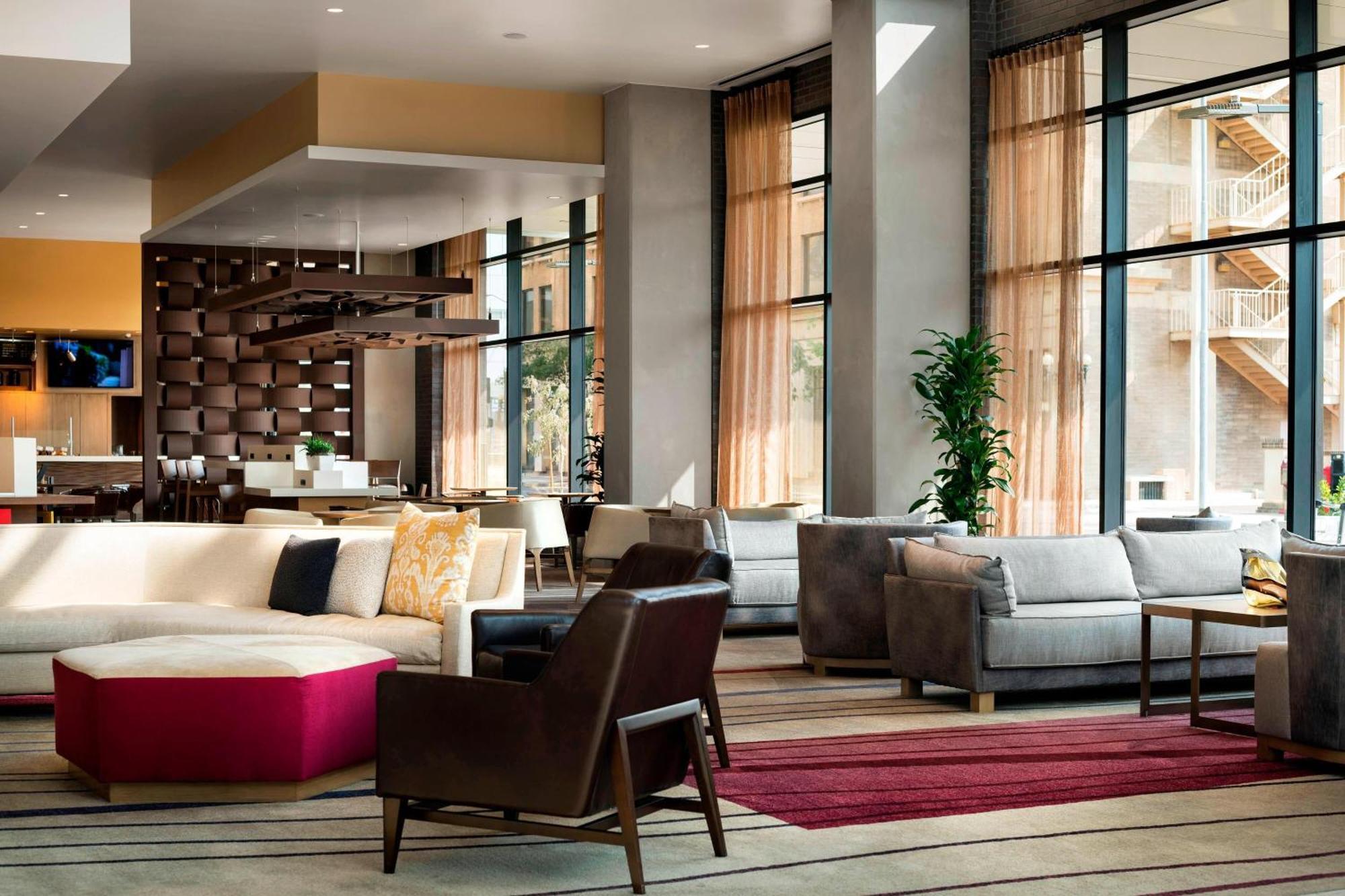 Courtyard By Marriott Phoenix Downtown Esterno foto