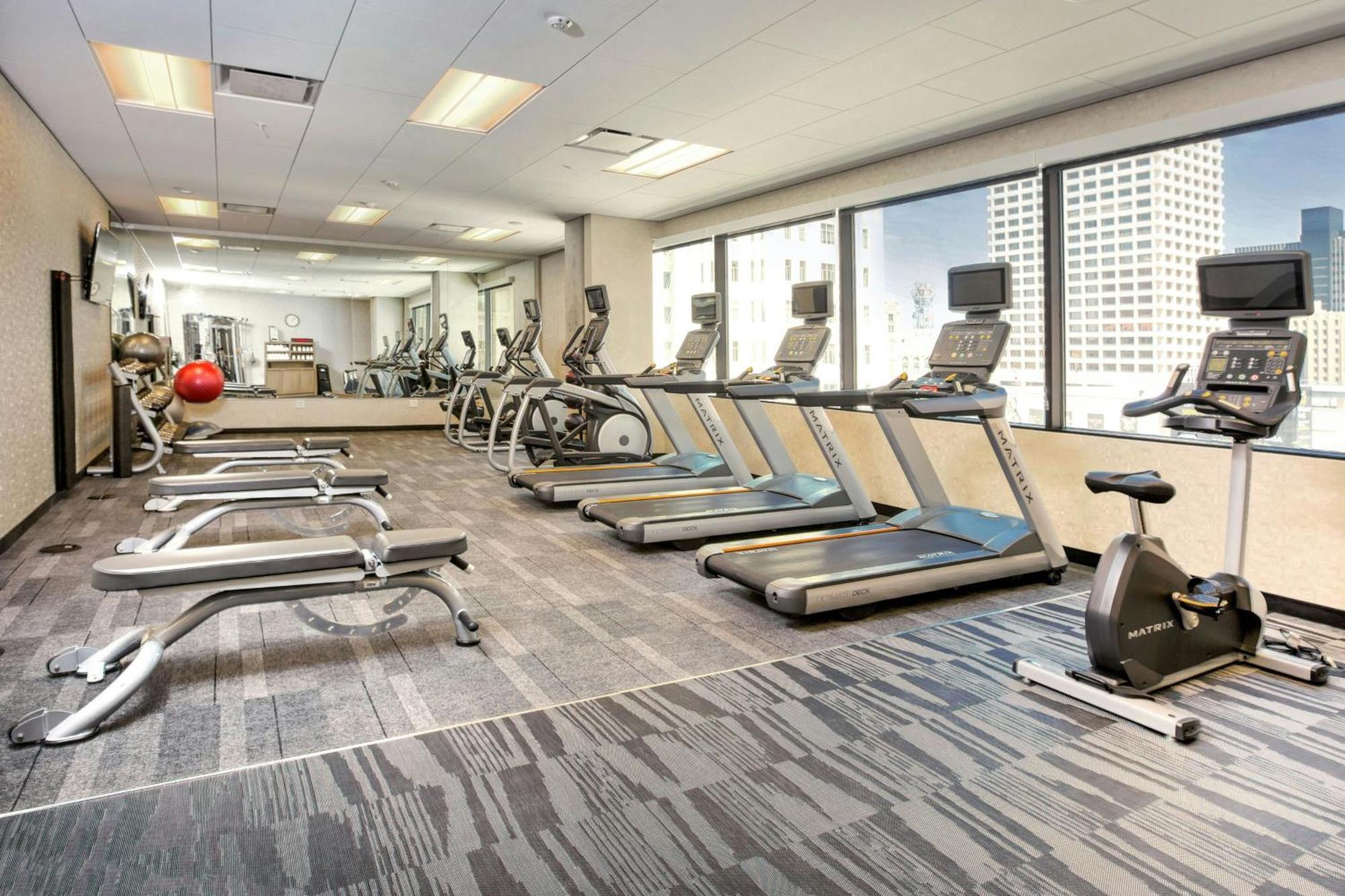 Courtyard By Marriott Phoenix Downtown Esterno foto