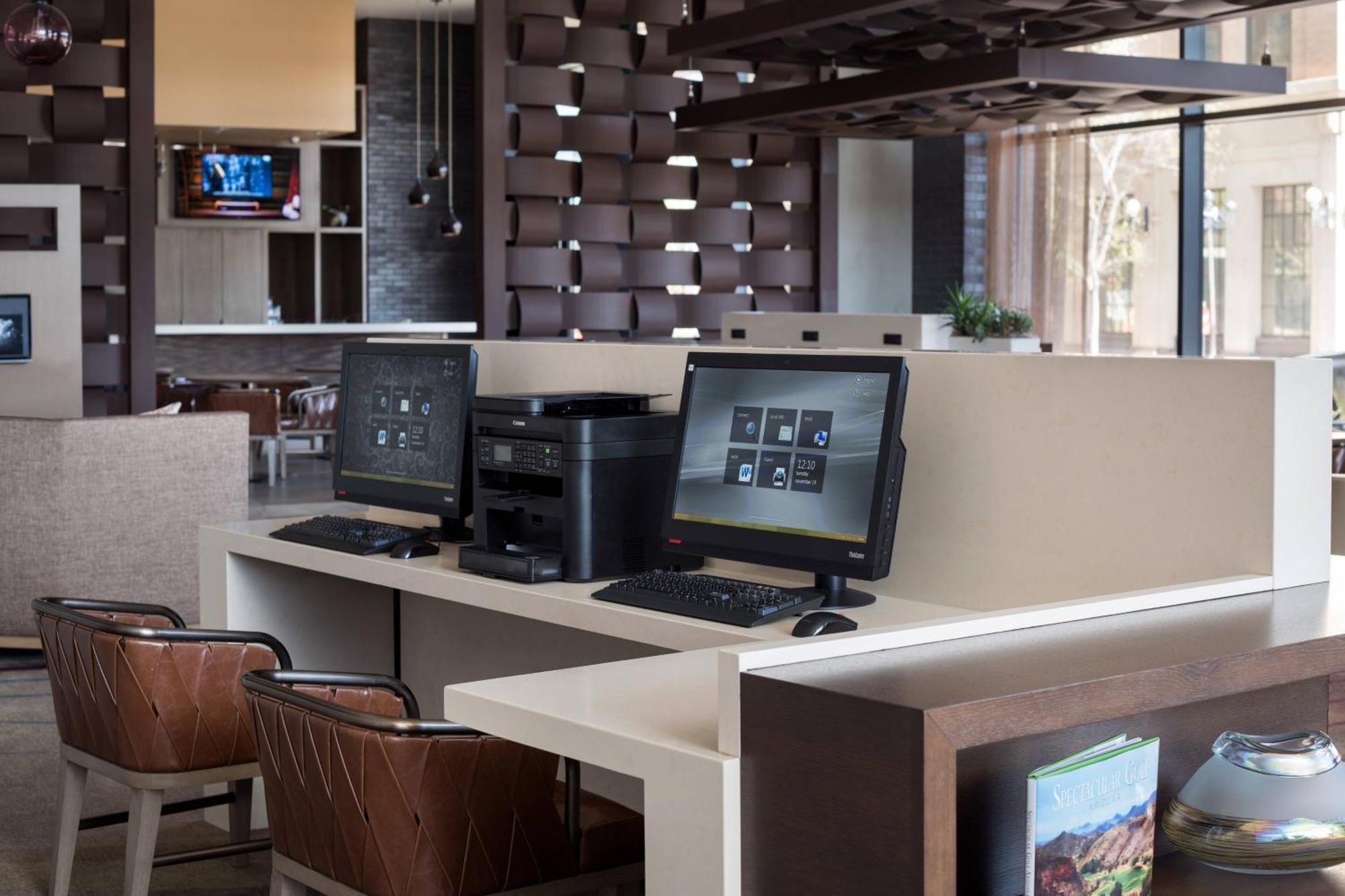 Courtyard By Marriott Phoenix Downtown Esterno foto