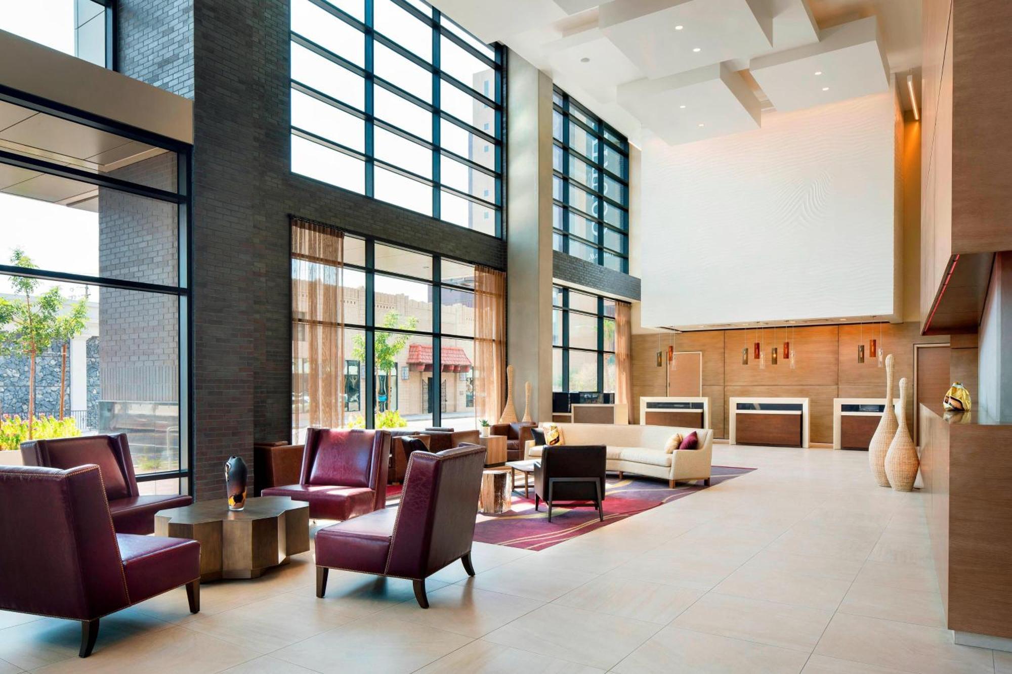 Courtyard By Marriott Phoenix Downtown Esterno foto