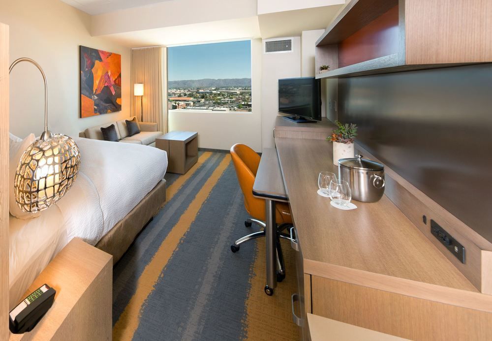 Courtyard By Marriott Phoenix Downtown Esterno foto