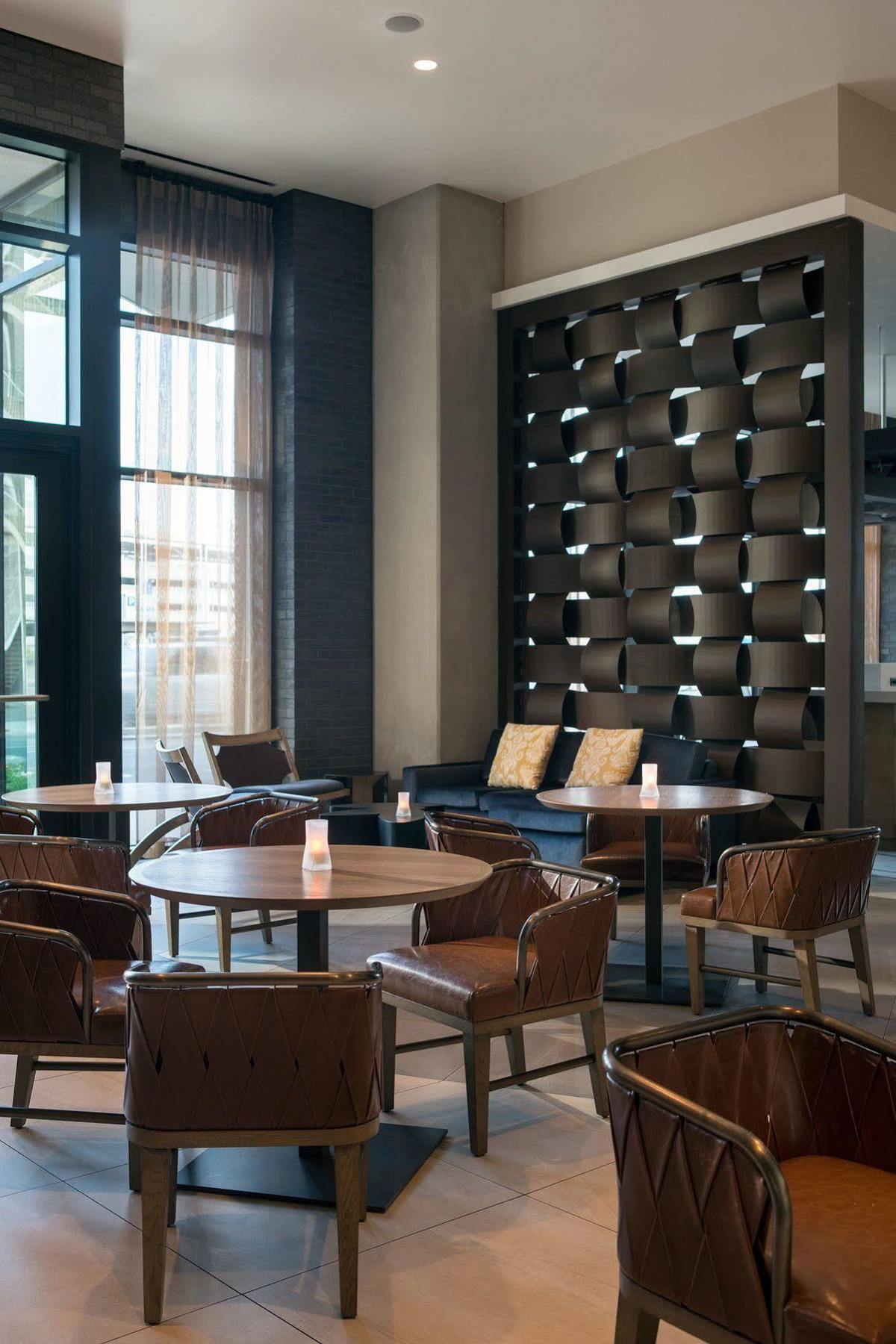 Courtyard By Marriott Phoenix Downtown Esterno foto